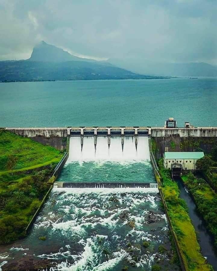 Sholayar Dam Reservoir